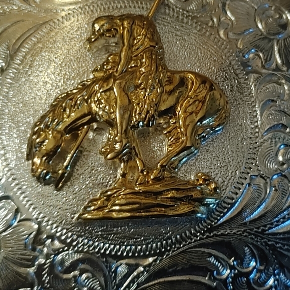 Western Silver Plate Belt Buckle with End of the Trail Indian - Picture 2 of 5